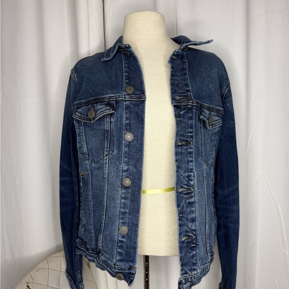 American Eagle Outfitters Dark Blue Jean Jacket